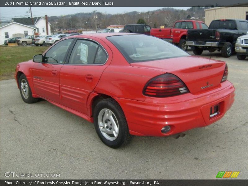 Bright Red / Dark Taupe 2001 Pontiac Grand Am SE Sedan