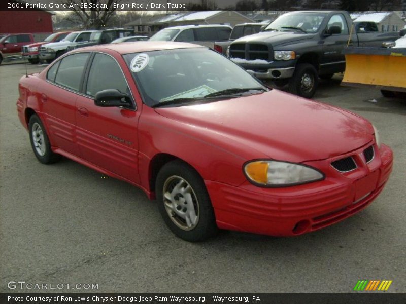 Bright Red / Dark Taupe 2001 Pontiac Grand Am SE Sedan