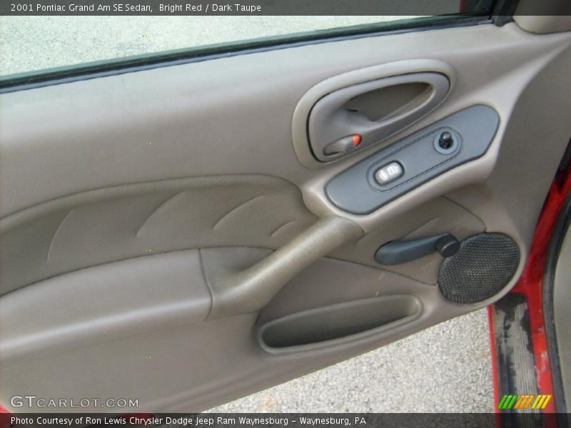 Bright Red / Dark Taupe 2001 Pontiac Grand Am SE Sedan