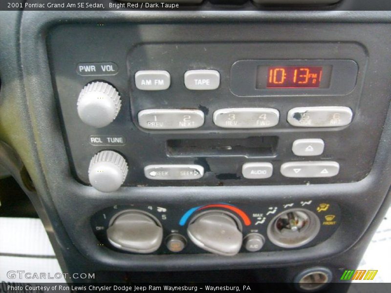 Bright Red / Dark Taupe 2001 Pontiac Grand Am SE Sedan