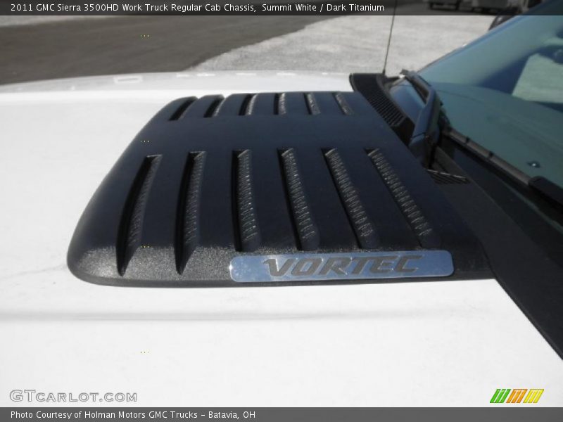 Summit White / Dark Titanium 2011 GMC Sierra 3500HD Work Truck Regular Cab Chassis