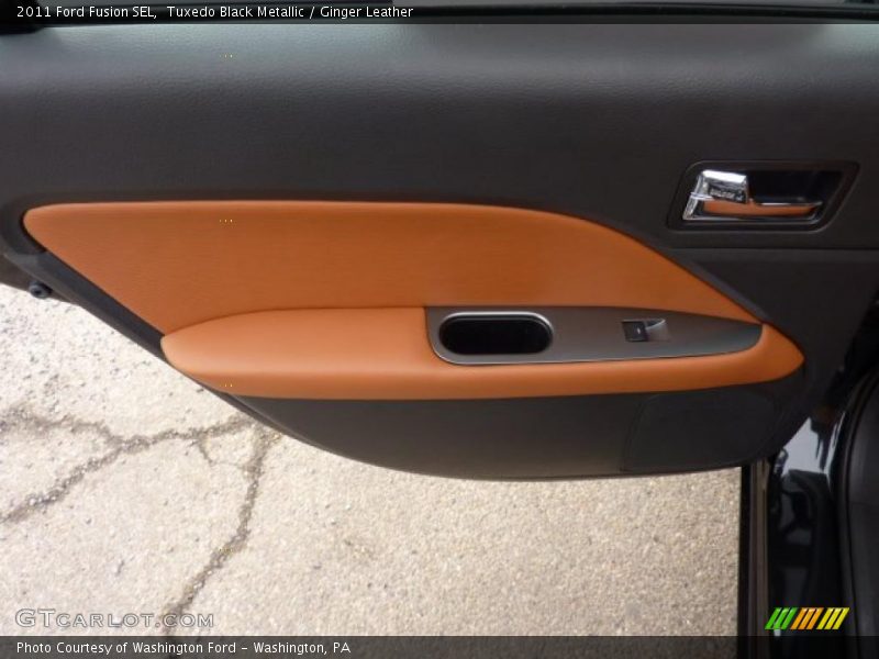Tuxedo Black Metallic / Ginger Leather 2011 Ford Fusion SEL