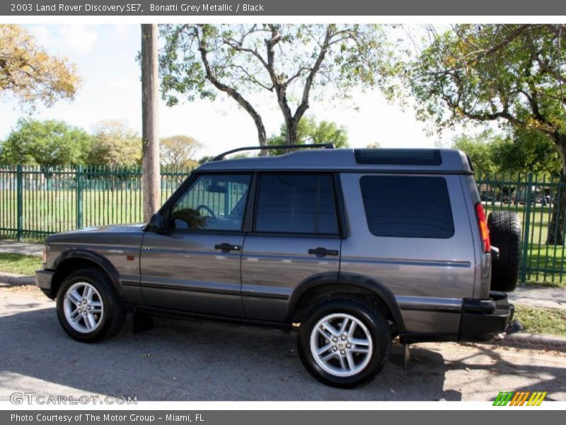 Bonatti Grey Metallic / Black 2003 Land Rover Discovery SE7