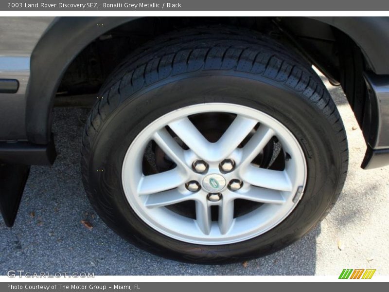 Bonatti Grey Metallic / Black 2003 Land Rover Discovery SE7