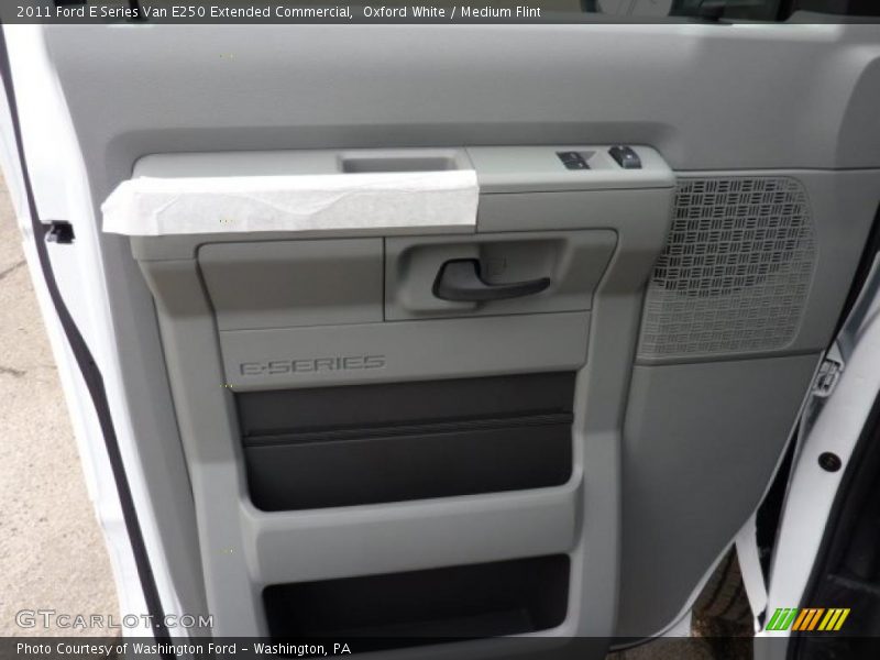 Oxford White / Medium Flint 2011 Ford E Series Van E250 Extended Commercial