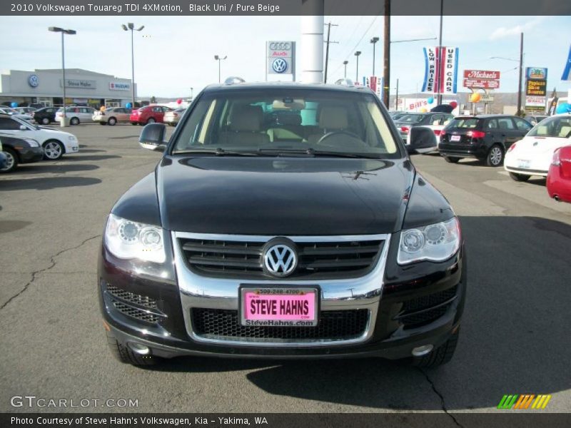 Black Uni / Pure Beige 2010 Volkswagen Touareg TDI 4XMotion