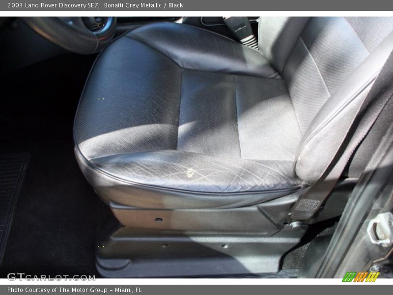Bonatti Grey Metallic / Black 2003 Land Rover Discovery SE7