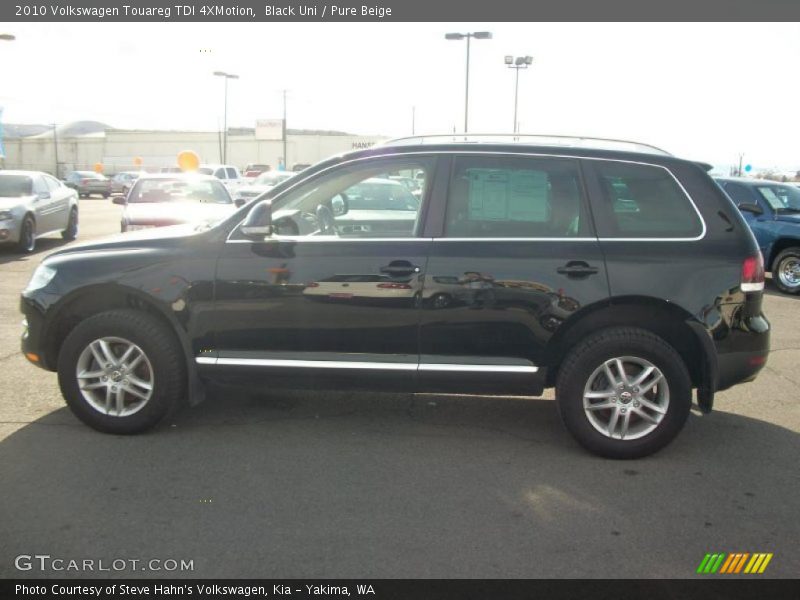 Black Uni / Pure Beige 2010 Volkswagen Touareg TDI 4XMotion
