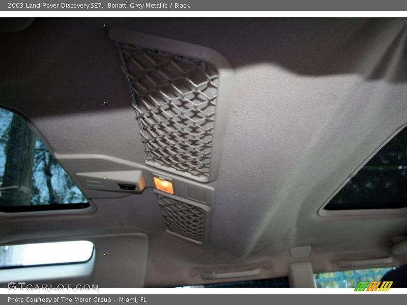 Bonatti Grey Metallic / Black 2003 Land Rover Discovery SE7