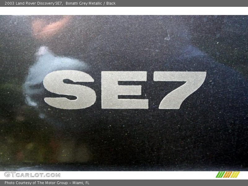 Bonatti Grey Metallic / Black 2003 Land Rover Discovery SE7