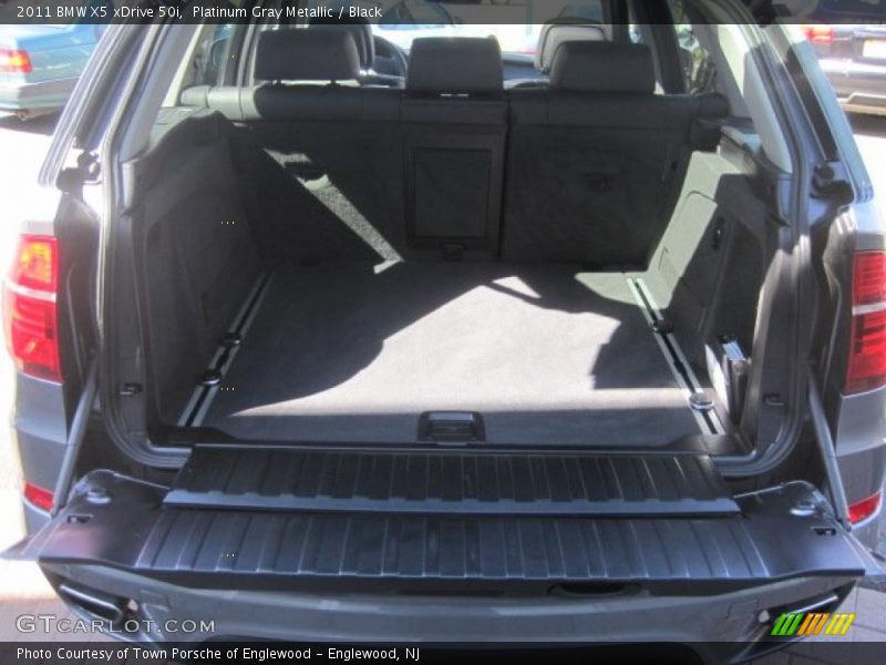  2011 X5 xDrive 50i Trunk