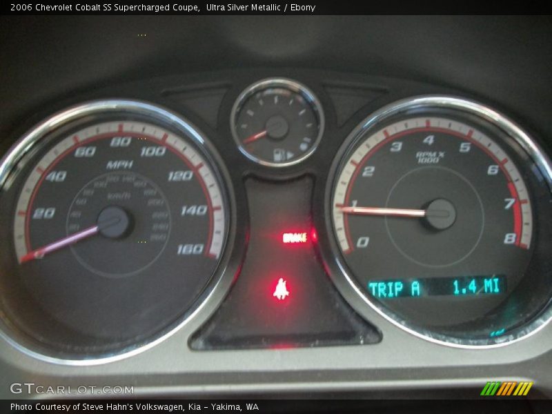  2006 Cobalt SS Supercharged Coupe SS Supercharged Coupe Gauges