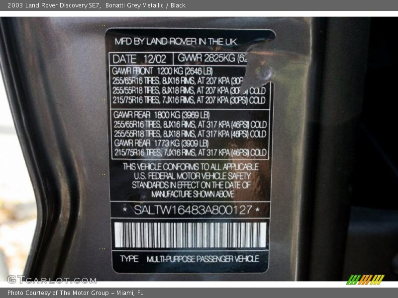 Bonatti Grey Metallic / Black 2003 Land Rover Discovery SE7