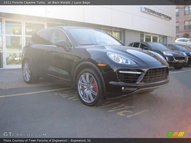 Jet Black Metallic / Luxor Beige 2011 Porsche Cayenne Turbo