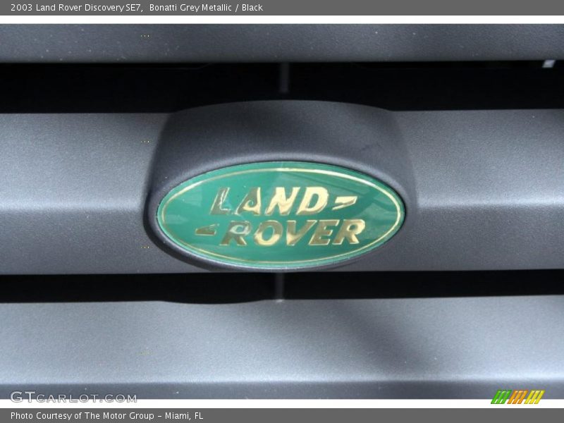 Bonatti Grey Metallic / Black 2003 Land Rover Discovery SE7