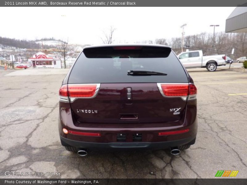 Bordeaux Reserve Red Metallic / Charcoal Black 2011 Lincoln MKX AWD