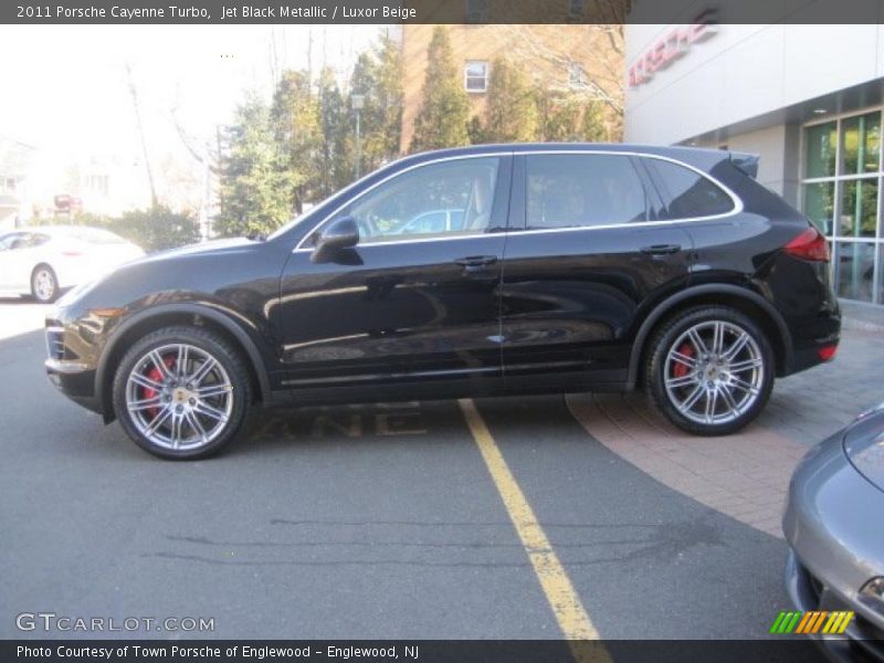 Jet Black Metallic / Luxor Beige 2011 Porsche Cayenne Turbo