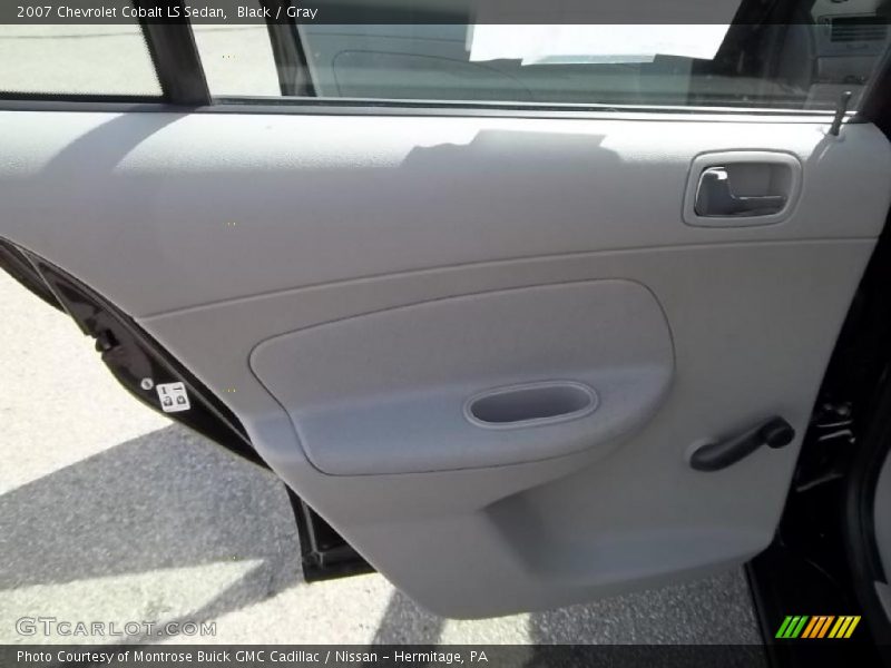 Black / Gray 2007 Chevrolet Cobalt LS Sedan