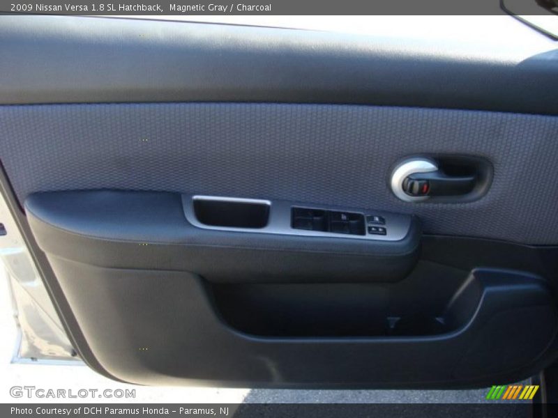 Magnetic Gray / Charcoal 2009 Nissan Versa 1.8 SL Hatchback