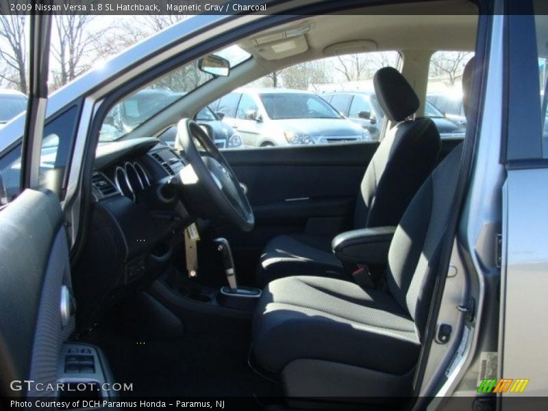 Magnetic Gray / Charcoal 2009 Nissan Versa 1.8 SL Hatchback