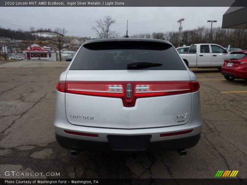 Ingot Silver Metallic / Light Stone 2010 Lincoln MKT AWD EcoBoost