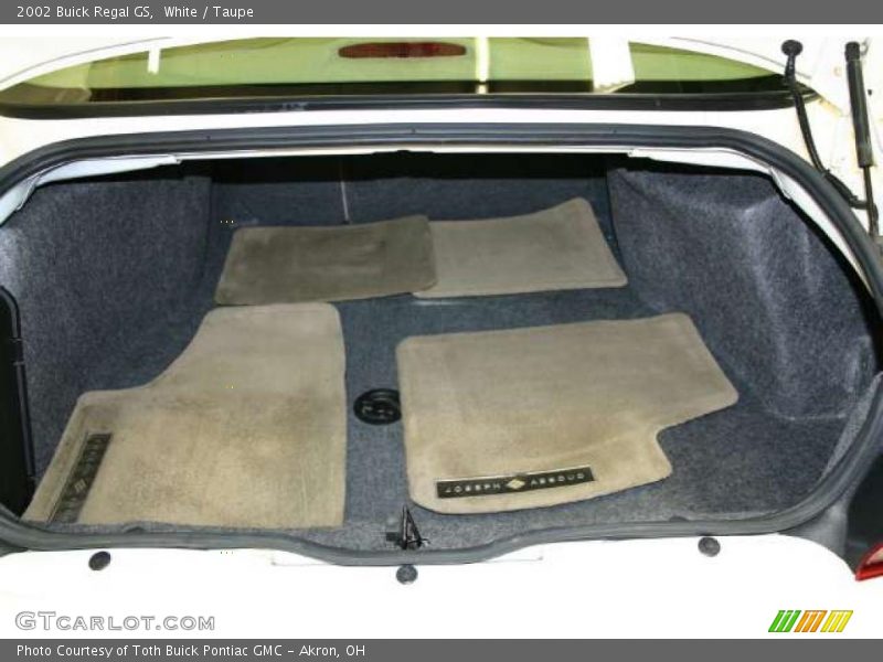  2002 Regal GS Trunk