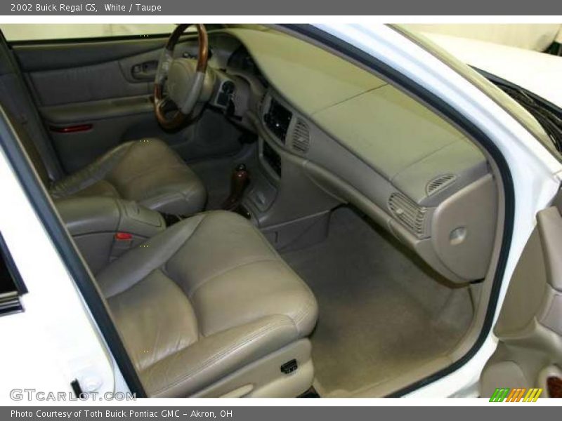  2002 Regal GS Taupe Interior