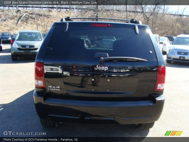 Black / Medium Slate Gray 2006 Jeep Grand Cherokee Laredo 4x4