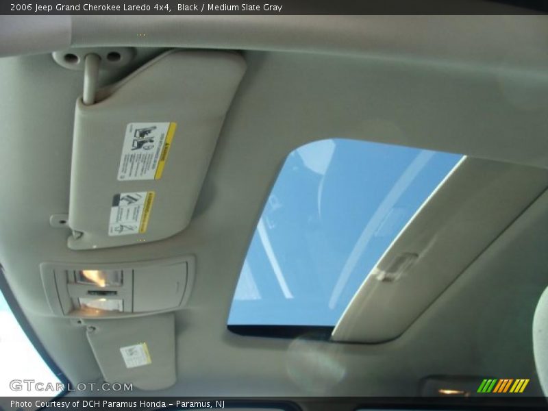 Black / Medium Slate Gray 2006 Jeep Grand Cherokee Laredo 4x4