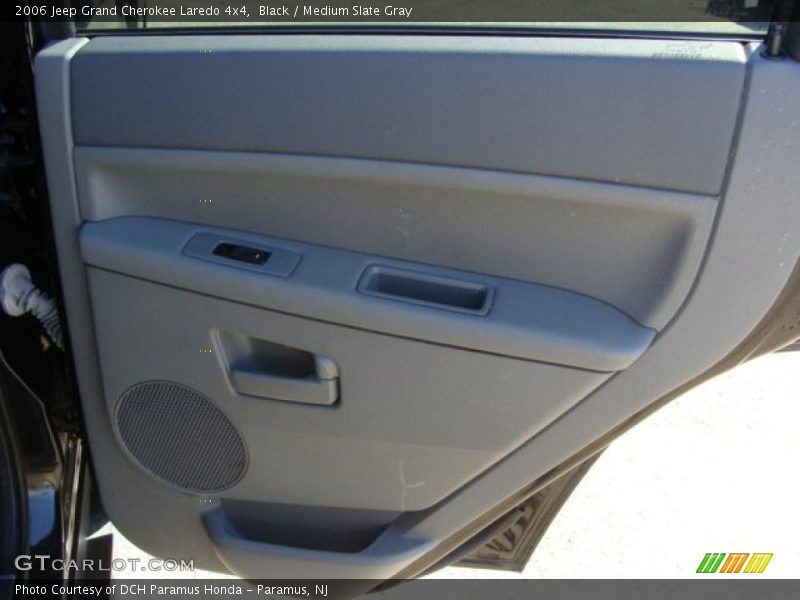 Black / Medium Slate Gray 2006 Jeep Grand Cherokee Laredo 4x4