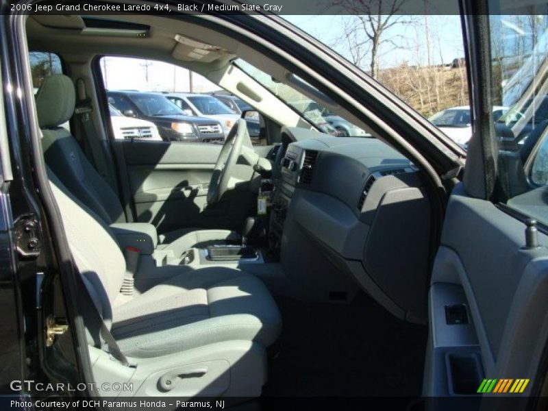 Black / Medium Slate Gray 2006 Jeep Grand Cherokee Laredo 4x4