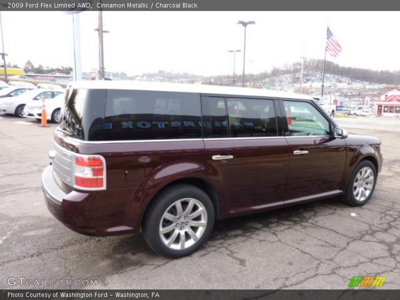 Cinnamon Metallic / Charcoal Black 2009 Ford Flex Limited AWD