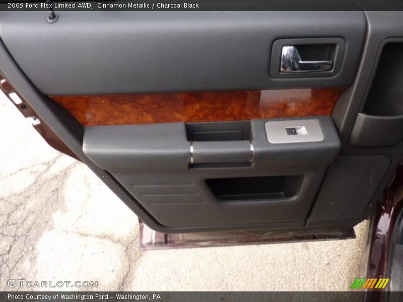 Cinnamon Metallic / Charcoal Black 2009 Ford Flex Limited AWD