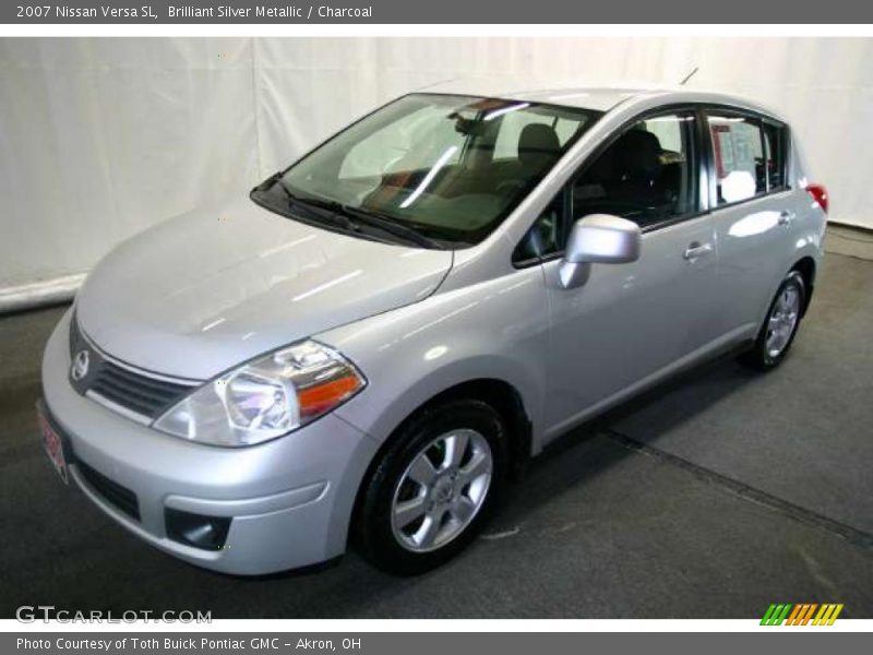 Brilliant Silver Metallic / Charcoal 2007 Nissan Versa SL