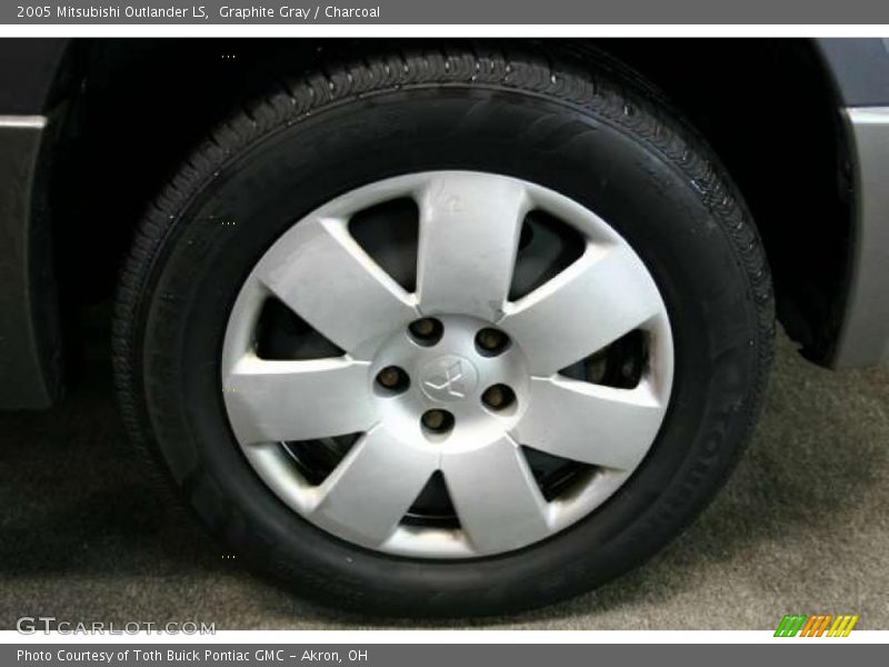Graphite Gray / Charcoal 2005 Mitsubishi Outlander LS