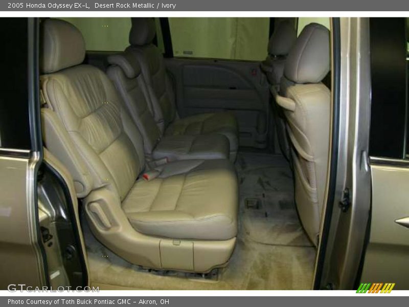 Desert Rock Metallic / Ivory 2005 Honda Odyssey EX-L