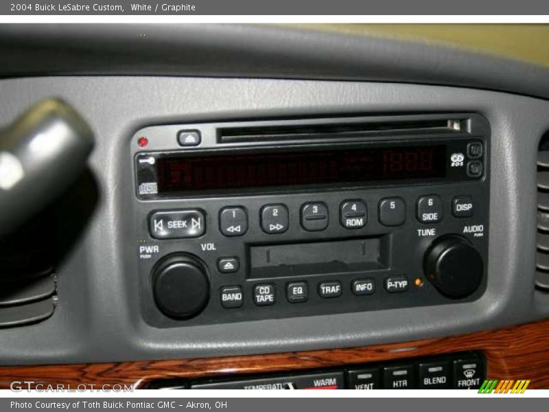 White / Graphite 2004 Buick LeSabre Custom