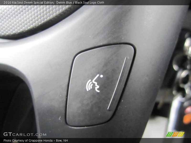 Denim Blue / Black Soul Logo Cloth 2010 Kia Soul Denim Special Edition
