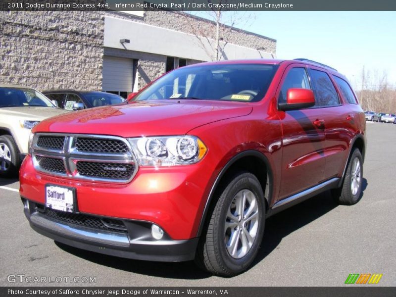 Front 3/4 View of 2011 Durango Express 4x4