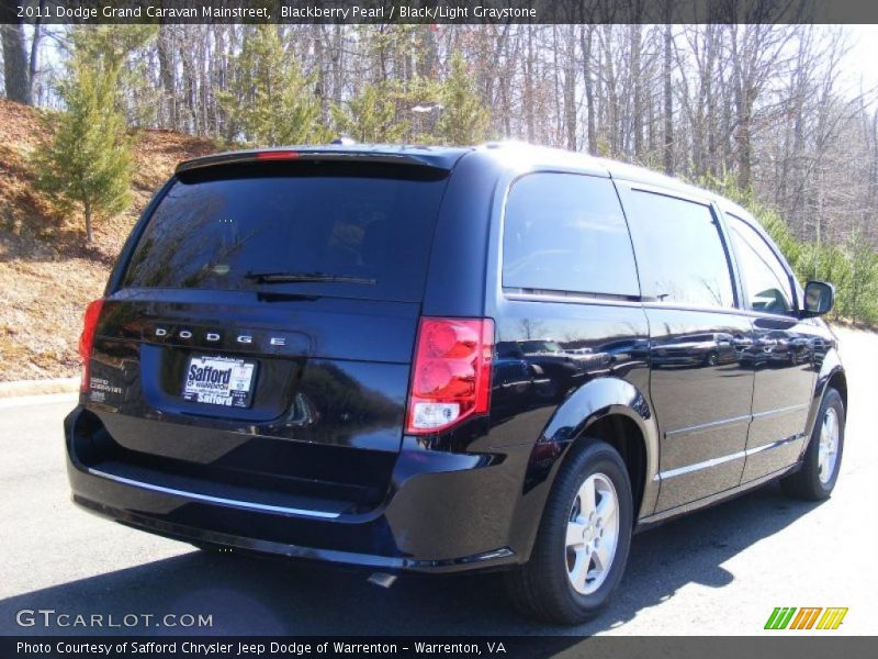 Blackberry Pearl / Black/Light Graystone 2011 Dodge Grand Caravan Mainstreet