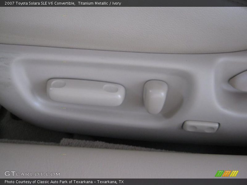 Titanium Metallic / Ivory 2007 Toyota Solara SLE V6 Convertible
