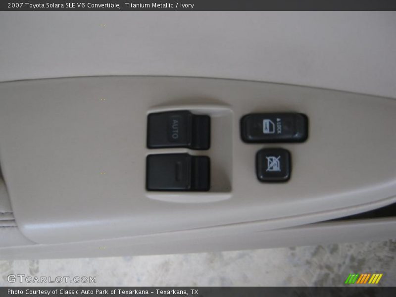 Titanium Metallic / Ivory 2007 Toyota Solara SLE V6 Convertible