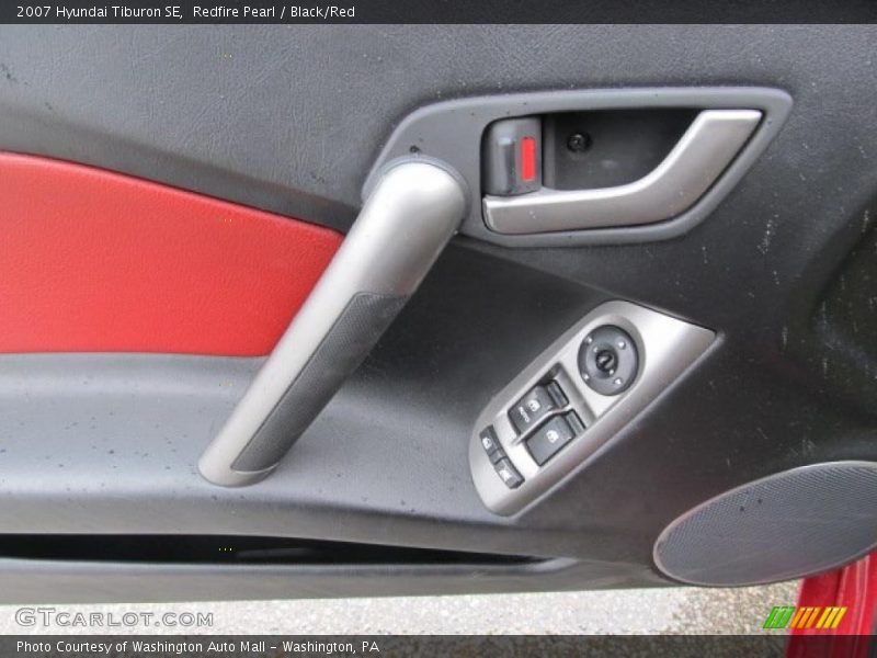 Door Panel of 2007 Tiburon SE