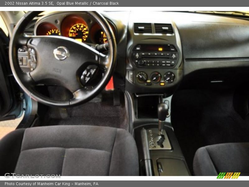 Opal Blue Metallic / Charcoal Black 2002 Nissan Altima 3.5 SE