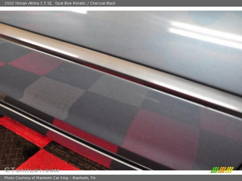 Opal Blue Metallic / Charcoal Black 2002 Nissan Altima 3.5 SE