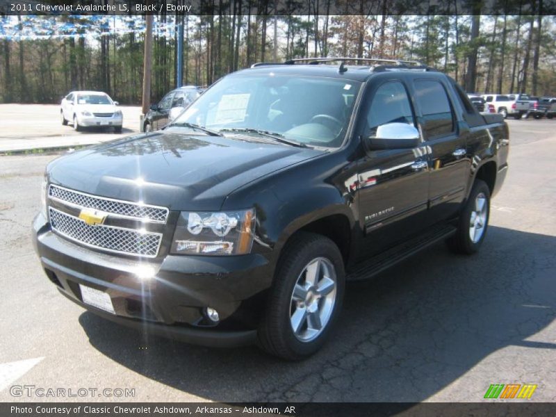 Black / Ebony 2011 Chevrolet Avalanche LS