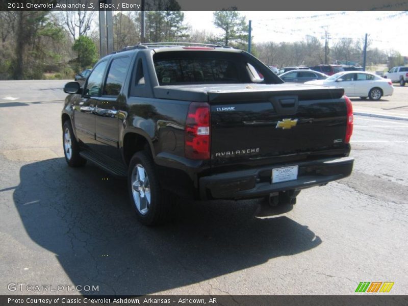 Black / Ebony 2011 Chevrolet Avalanche LS