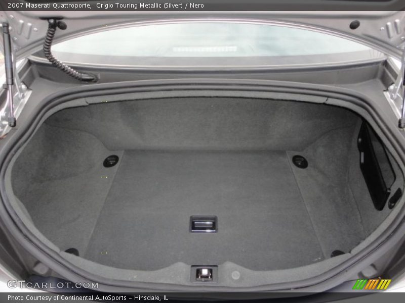  2007 Quattroporte  Trunk