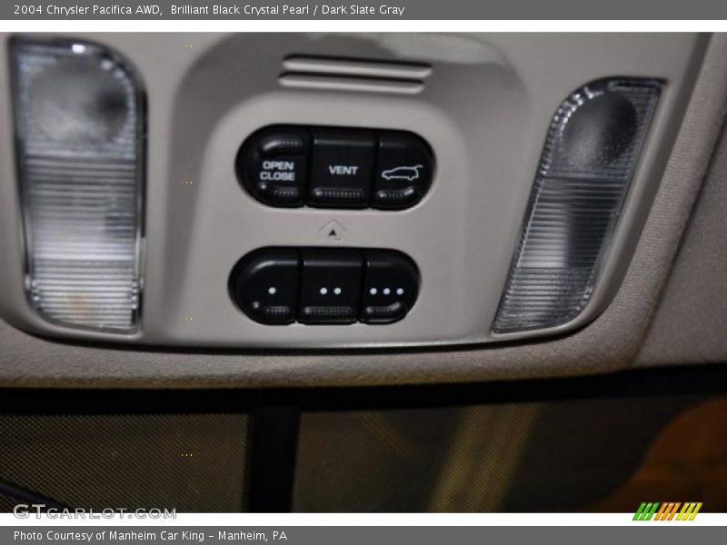 Brilliant Black Crystal Pearl / Dark Slate Gray 2004 Chrysler Pacifica AWD