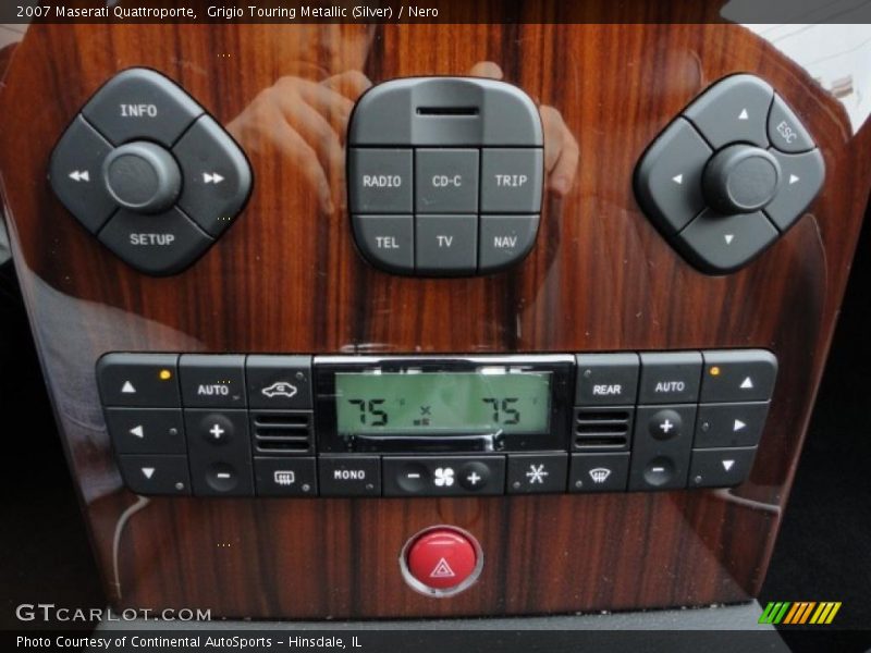 Controls of 2007 Quattroporte 